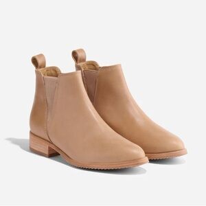 Nisolo || Eva Everyday Chelsea Boot‎ Almond Tan 7.5
